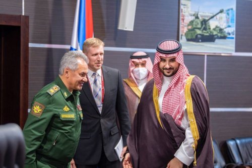 السعودية توقع اتفاقية تعاون عسكري مع روسيا