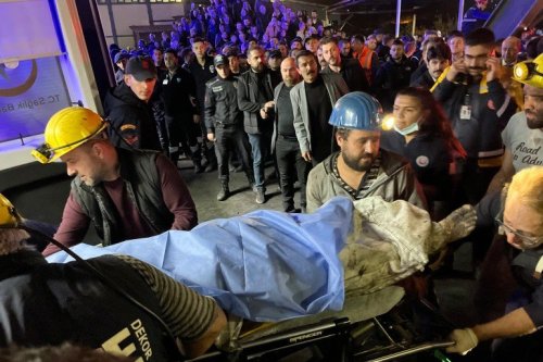انفجار منجم في تركيا يؤدي إلی مقتل 41 شخص