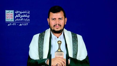 عبد الملك الحوثي يحذر تحالف العدوان من تفويت فرصة مبادرة السلام