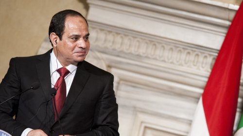السيسي: موقف مصر ثابت تجاه الحفاظ علی أمن الخليج