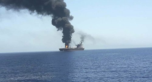 سلطنة عمان تعلق علی استهداف السفينة الإسرائيلية قرب سواحلها