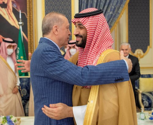 أردوغان في السعودية لطوي ملف خاشقجي وبناء علاقات جديدة في ظل اقتصاد مضطرب