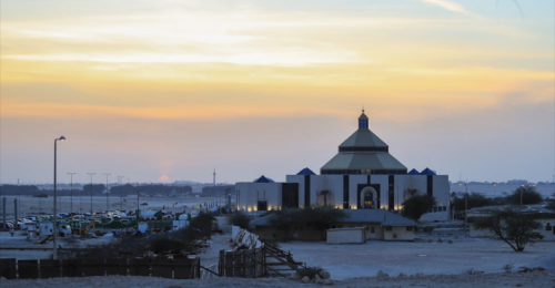 موقع“ فايس“: البحرين تشيد كاتدرائية ضخمة لكنها لاتعيد بناء مساجد الشيعة
