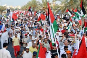 الشعب البحريني يدفع ثمن دعمه لفلسطين