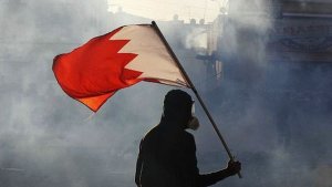 انتقادات لاذعة حول مقترح تغيير العطلة الإسلامية “يوم الجمعة” في البحرين!