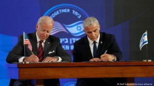 ما وراء توقيع الوثيقة بين الولايات المتحدة وكيان الاحتلال