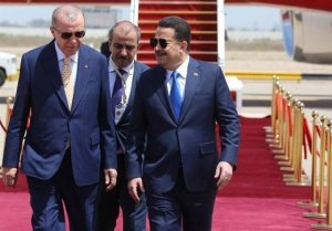 ما هي أهداف أردوغان الثلاثة من زيارة العراق؟