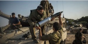 نيويورك تايمز: إسرائيل ستهاجم قريباً قطاع غزة بعشرات الآلاف من الجنود