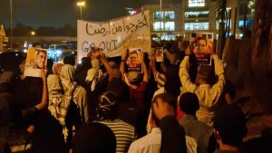 بالفيديو.. المظاهرات البحرينية ضد الطبيع تلغي الاحتفالات الصهيونية بعيد الحانوكة