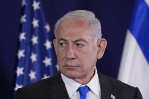 رئيس الوزراء الصهيونيّ «يأمر زعماء الدّول العربيّة بالصّمت حفاظًا علی مستقبلهم» + فيديو